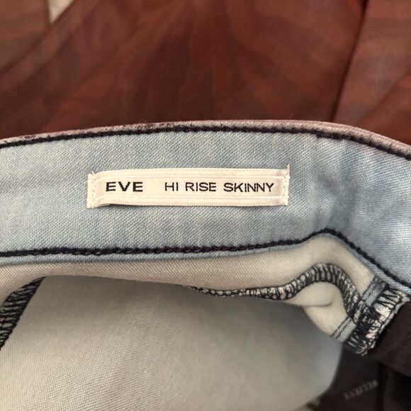 NWT Habitual Eve‎ High Rise Skinny Jeans Coated Denim Red Tiger Stripe Size 27 - Picture 8 of 9